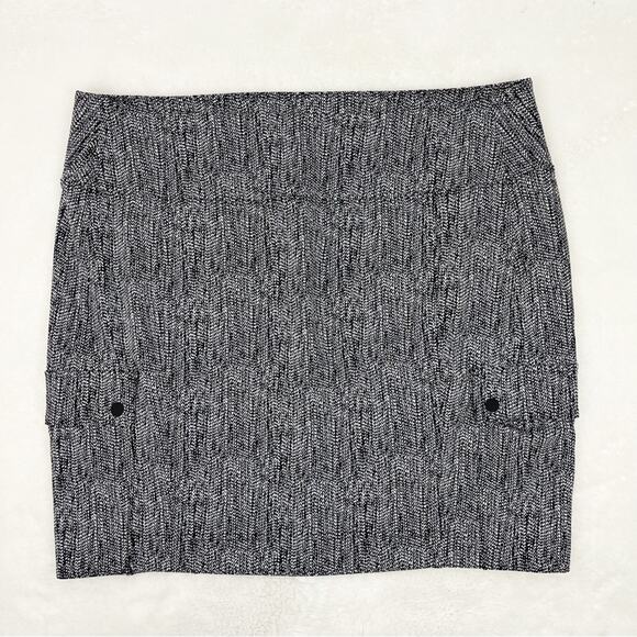 Athleta Women’s XL Delancey Cargo Skirt - Picture 3 of 9
